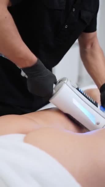 Dispositivo Desliza Pele Técnica Massagem Tem Como Alvo Depósitos Gordura — Vídeo de Stock