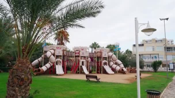 2021 Iskele Northern Cyprus Caesar Resort Private Playground Children Kids — Stock Video