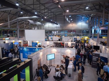 Moskova, Rusya - 15-16 Kasım 2017. Blockchain ve Bitcoin Konferansı. Sokolniki Merkezi Fuarı.