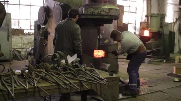2013 Mariupol Ukrayna Azov Gemi Tamirhanesi Ağır Sanayi Fabrikasında Takım — Stok video