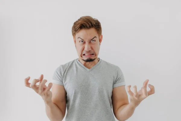 Enojado Triste Cara Asiático Hombre Impresionar Con Pelo Color Aislado — Foto de Stock