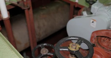  Geminin paslı pervane şaftı