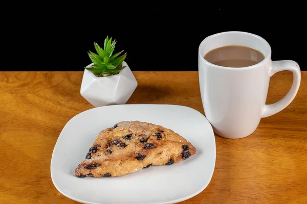 Blueberry Scone Served Fresh Cup Coffee — Stock Photo, Image