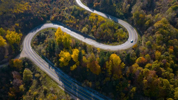 Luftaufnahme Der Ingol Domanic Road Mit Schönen Herbstfarben Der Natur — Stockfoto