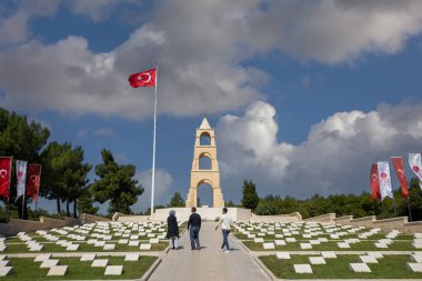 Çanakkale, Türkiye, 26 Eylül 2021: Bu şehitlik, Çanakkale Savaşı 'nda binlerce şehit ve yaralanan 57. Alay anısına inşa edildi..