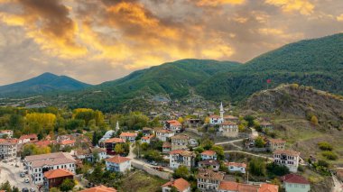 Sakarya Türkiye 'deki Tarakli Köyü, Geleneksel ve Tarihi Türk Evleriyle Ünlü