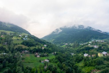 Hamsiky köyü fotoğrafı bir bahar günü çekildi, Macka, Trabzon, Türkiye