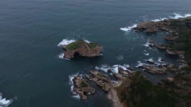 Sardala Körfezi, Kocaeli 'nin Kandra ilçesinde yer alıyor..