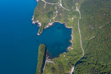 Gideros körfezi manzaralı, Cide, Kastamonu, Türkiye, ayrıca Genoese tarihli Karadeniz 'in en güzel doğal körfezi.
