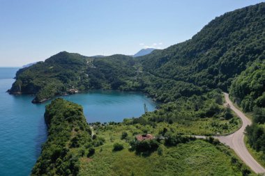 Gideros körfezi manzaralı, Cide, Kastamonu, Türkiye, ayrıca Genoese tarihli Karadeniz 'in en güzel doğal körfezi.