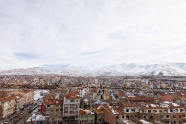 Türkiye 'nin Orta Anadolu kentindeki Nigde Şatosu' ndan Nigde Panoraması.