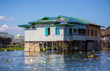 Inle Gölü ve yüzen evler, Myanmar, Burma