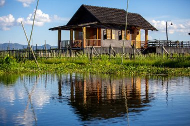 Inle Gölü ve yüzen evler, Myanmar, Burma