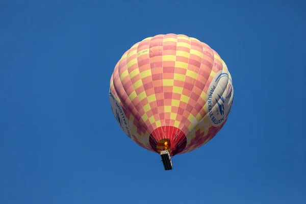 Denizli Türkei Mai 2023 Heißluftballons Und Natürliche Travertinbecken Bei Sonnenaufgang — Stockfoto