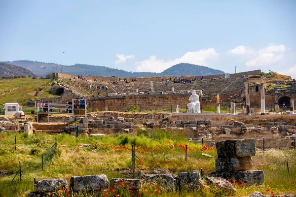 Kolonáda Hlavní Ulici Starověkého Zničeného Města Hierapolis Turecku — Stock fotografie