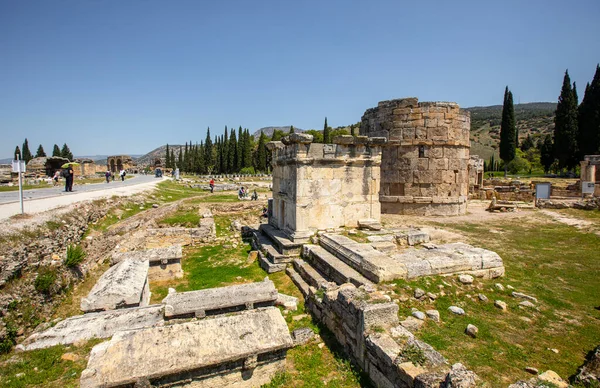 Colonnade Hoofdstraat Van Oude Verwoeste Stad Hierapolis Turkije — Stockfoto