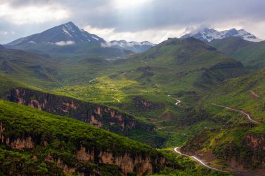 Sisli ve karlı dağlar doğu coğrafyası, cukurca, hakkari