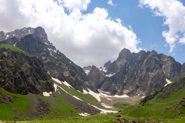 cilo dağları, hakkari, yüksek dağlar ve bulutlar, cennet ve cehennem vadisi