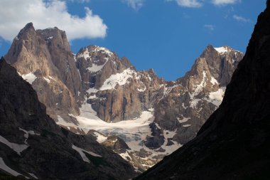 cilo dağları, hakkari, yüksek dağlar ve bulutlar, cennet ve cehennem vadisi