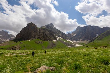 cilo dağları, hakkari, yüksek dağlar ve bulutlar, cennet ve cehennem vadisi