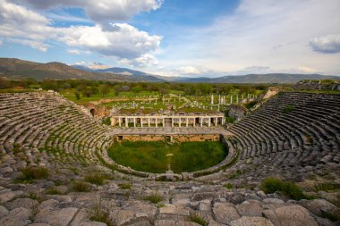 Afrodisias Antik Şehir. (Afrodizyaklar) Tanrıça Afrodit 'e adanmış birçok antik şehrin ortak adı. Afrodizyak denilen şehirlerin en ünlüsü. Karacasu - Aydn, Türkiye