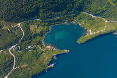 Gideros körfezi manzaralı, Cide, Kastamonu, Türkiye, ayrıca Genoese tarihli Karadeniz 'in en güzel doğal körfezi.