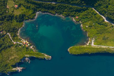 Gideros körfezi manzaralı, Cide, Kastamonu, Türkiye, ayrıca Genoese tarihli Karadeniz 'in en güzel doğal körfezi.