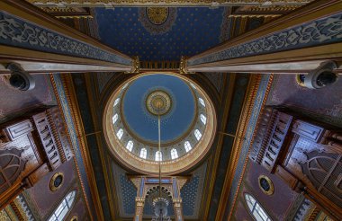 İstanbul, Türkiye, 11 Eylül 2023: Sultan Abdulhamid tarafından Beşiktaş 'ta inşa edilen Yıldız Hamidiye Camii, (Türk Yıldız Hamidiye Camisi, Beşiktaş, İstanbul))