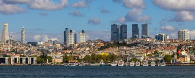 İstanbul, Türkiye, 11 Eylül 2023: Beikta İlçe Meydanı ve arkaplan manzarası