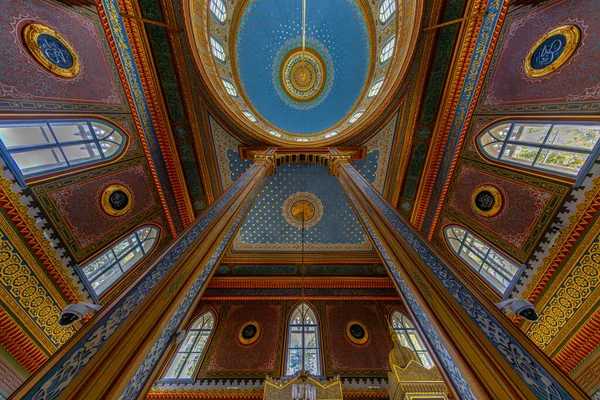 Sultan Abdulhamid tarafından 1885 yılında Beşiktaş 'ta inşa edilen Yıldız Hamidiye Camii (Türk Yıldız Hamidiye Camisi, Beşiktaş, İstanbul))