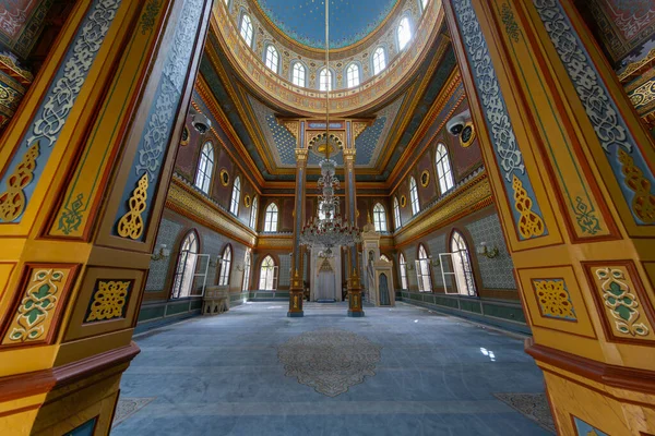 Sultan Abdulhamid tarafından 1885 yılında Beşiktaş 'ta inşa edilen Yıldız Hamidiye Camii (Türk Yıldız Hamidiye Camisi, Beşiktaş, İstanbul))
