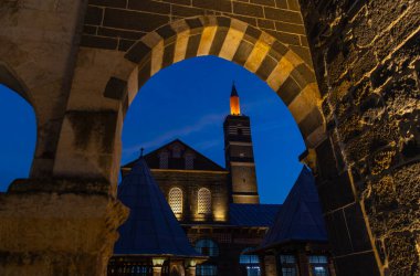 Diyarbakır 'ın merkezi Büyük Cami Manzarası (Ulu Cami),