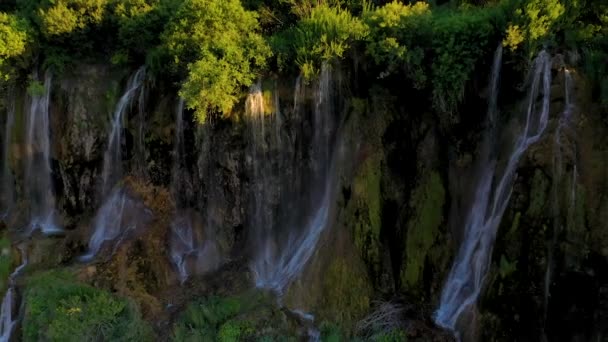 Girlevik Waterfall Summer Season Girlevik Village Caglayan Subdistrict Erzincan Turkey — 图库视频影像