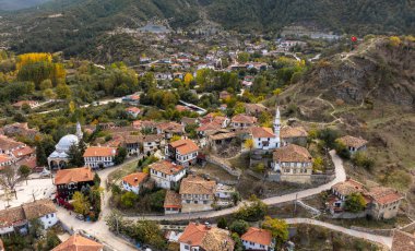 Sakarya Türkiye 'deki Tarakli Köyü, Geleneksel ve Tarihi Türk Evleriyle Ünlü