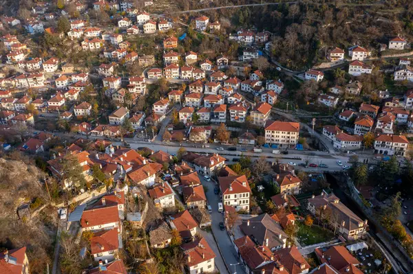 Bolu 'nun güzel bölgesi Goynuk ve tarihi Osmanlı evlerinin manzarasıdır..