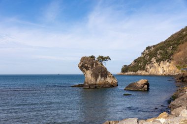 Türkiye 'nin Bartin kentinde yer alan Inkumu ilçesi bir tatil bölgesidir..