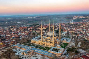 Edirne 'de Selimiye Camii dış görünüşü. Edirne Osmanlı İmparatorluğu 'nun başkentiydi..