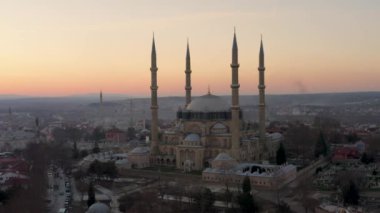 Edirne 'de Selimiye Camii dış görünüşü. Edirne Osmanlı İmparatorluğu 'nun başkentiydi..