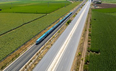 Konya 'nın umra İlçesinden yüksek hızlı tren geçiyor
