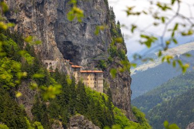 Sumela Manastırı (Türkçe: Smela Manastır), Trabzon ilinin Maka ilçesinde bulunan bir Rum Ortodoks manastırı..