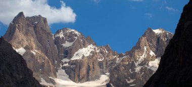 cilo dağları, hakkari, yüksek dağlar ve bulutlar, cennet ve cehennem vadisi
