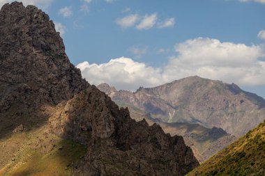 cilo dağları, hakkari, yüksek dağlar ve bulutlar, cennet ve cehennem vadisi