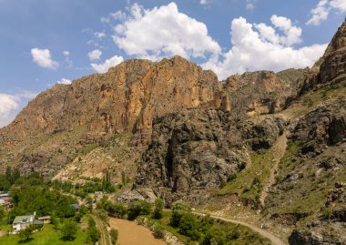 Uzundere, Erzurum, Türkiye, Türkiye 'deki yüksek dağdaki Enguzek kapi kalesi