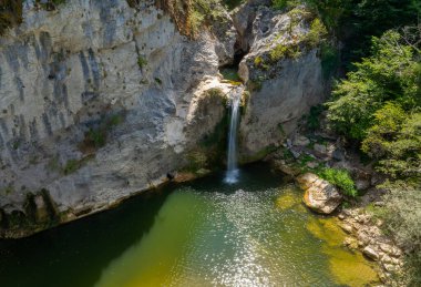 Kre Dağları Ulusal Parkı 'ndaki Ilca Şelalesi' nin hava manzarası, Türkiye
