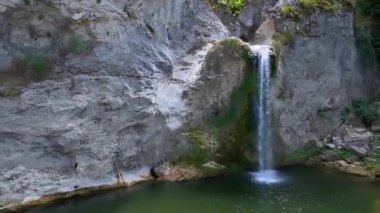 Kre Dağları Ulusal Parkı 'ndaki Ilca Şelalesi' nin hava manzarası, Türkiye