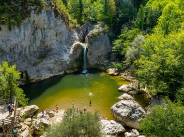 Kre Dağları Ulusal Parkı 'ndaki Ilca Şelalesi' nin hava manzarası, Türkiye