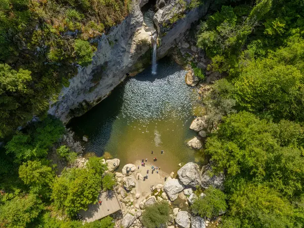 Kre Dağları Ulusal Parkı 'ndaki Ilca Şelalesi' nin hava manzarası, Türkiye