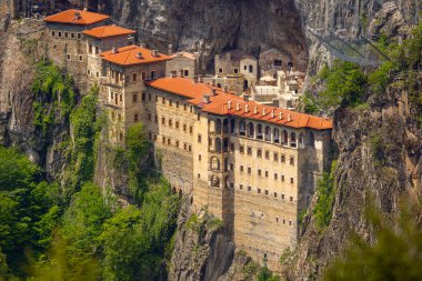 Sumela Manastırı (Türkçe: Smela Manastır), Trabzon ilinin Maka ilçesinde bulunan bir Rum Ortodoks manastırı..