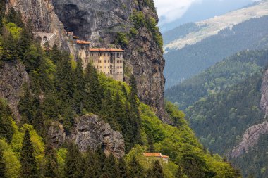 Sumela Manastırı (Türkçe: Smela Manastır), Trabzon ilinin Maka ilçesinde bulunan bir Rum Ortodoks manastırı..