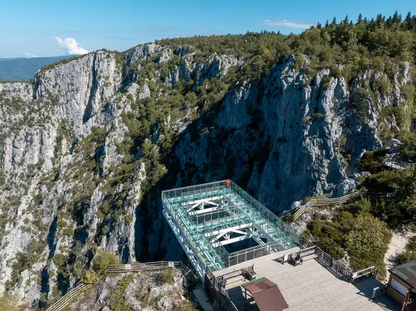 Kastamonu 'nun Azdavay ilçesindeki Kre Dağları Ulusal Parkı' nda bulunan Catak Kanyonu ve Cam Gözlem Güvertesi